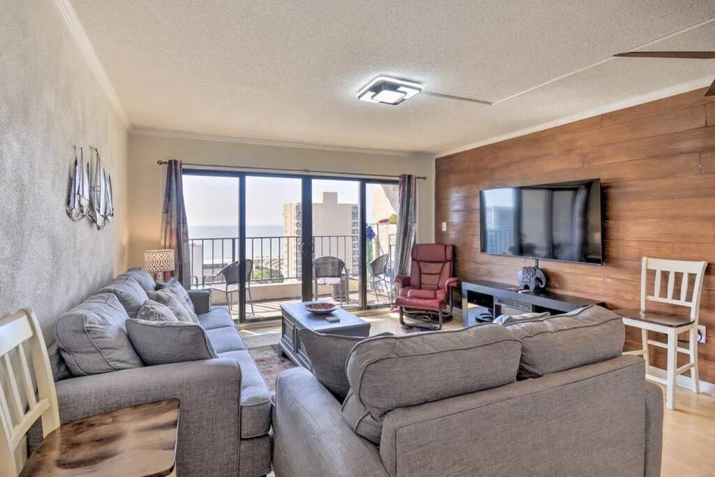 Appartamento Coastal Escape Penthouse With Ocean Views Myrtle Beach Esterno foto