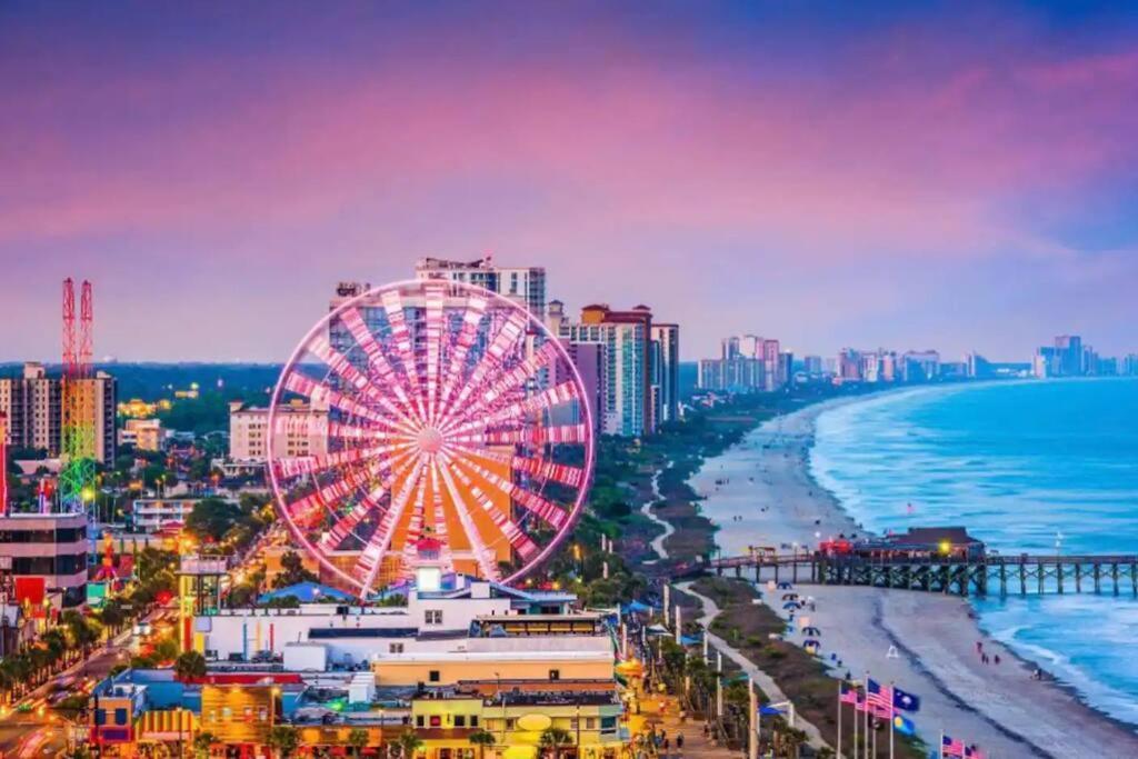 Appartamento Coastal Escape Penthouse With Ocean Views Myrtle Beach Esterno foto