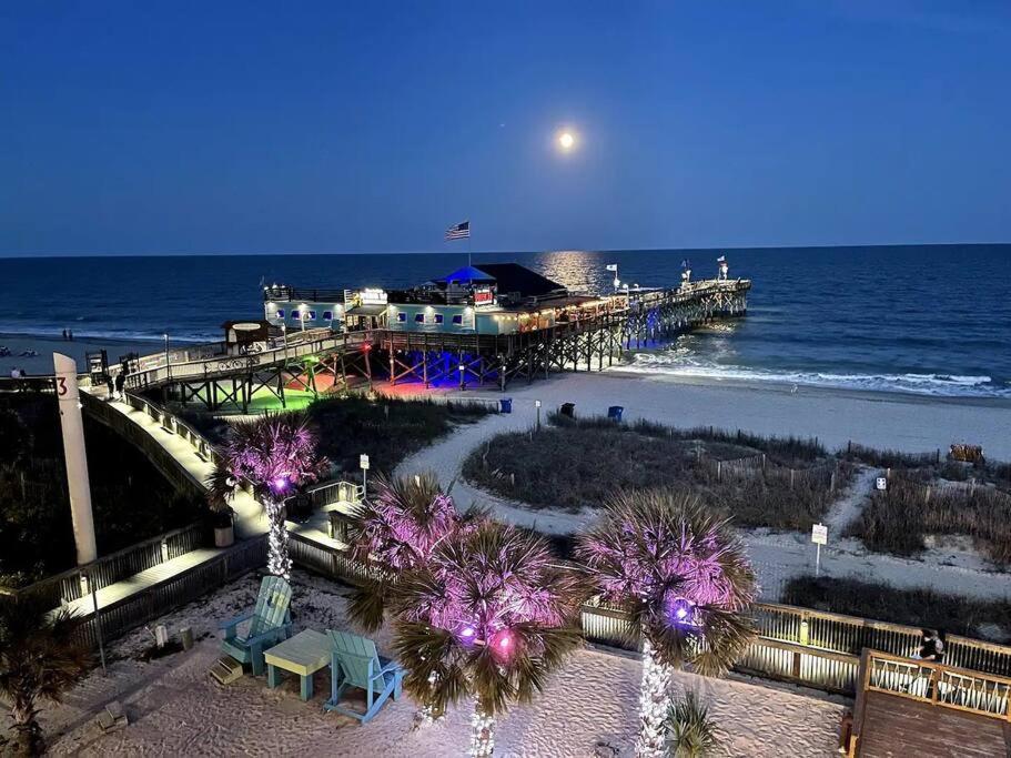 Appartamento Coastal Escape Penthouse With Ocean Views Myrtle Beach Esterno foto