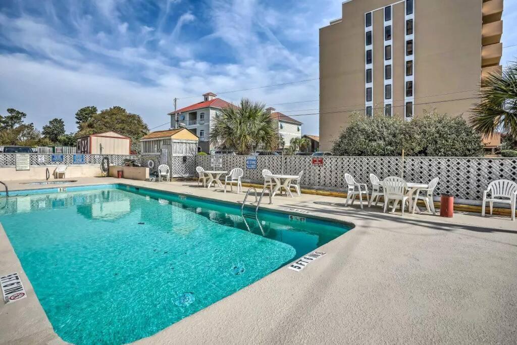 Appartamento Coastal Escape Penthouse With Ocean Views Myrtle Beach Esterno foto